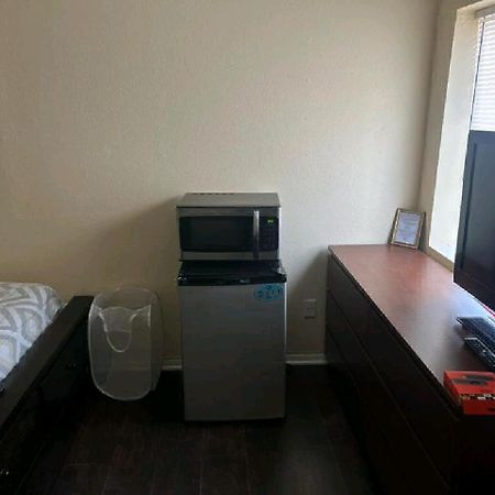 Be Our Guest-Shared Home Tampa 棕榈谷 外观 照片
